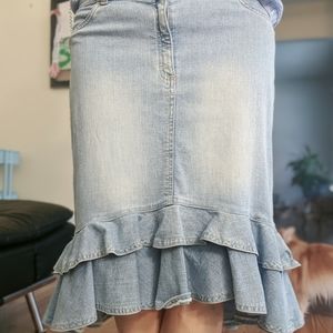 Denim skirt - knee length